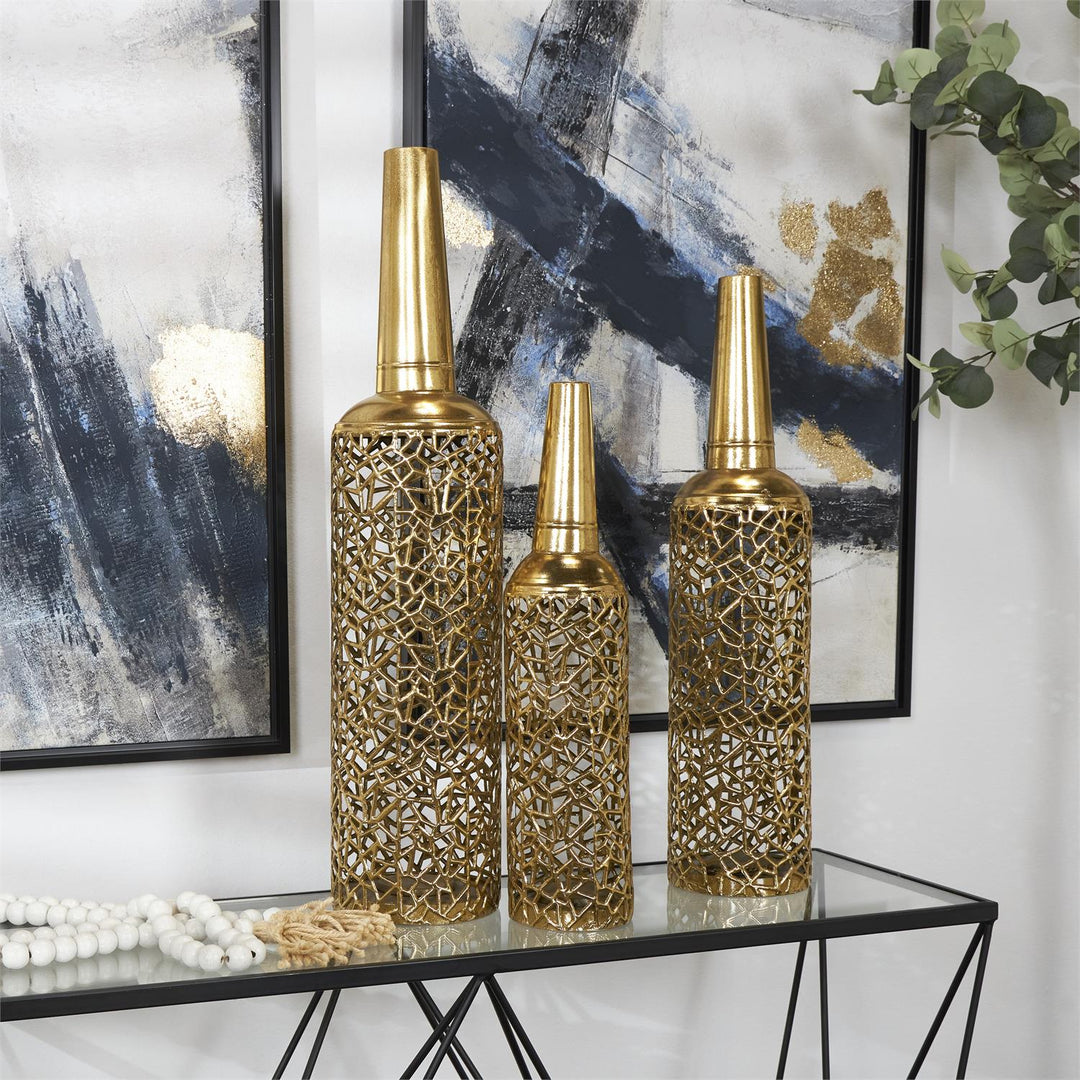 Textured Geometric Patterned Vase Set with Open Frame Design