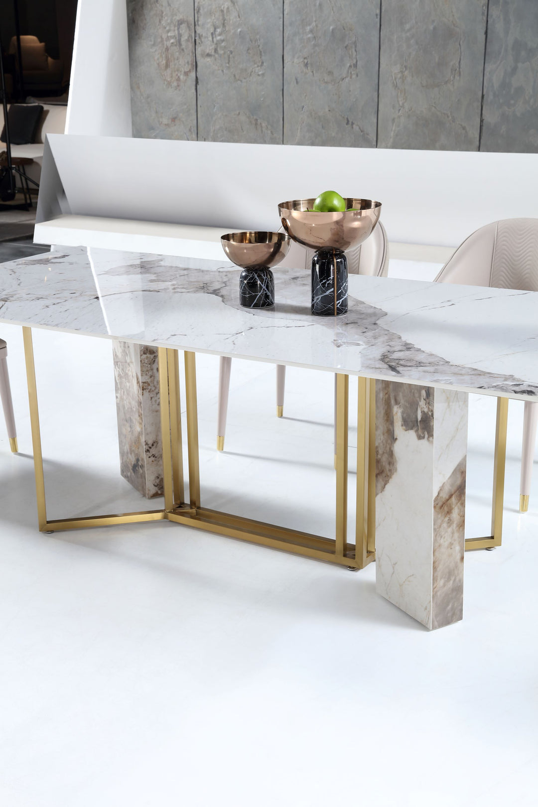 Atelier Dining Table