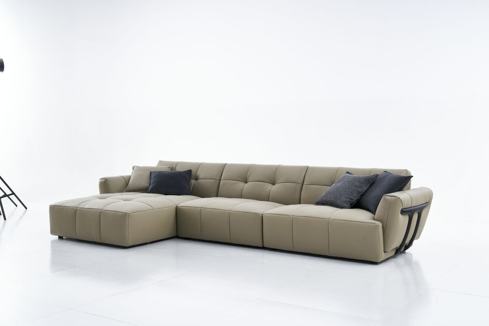 Curt Sofa