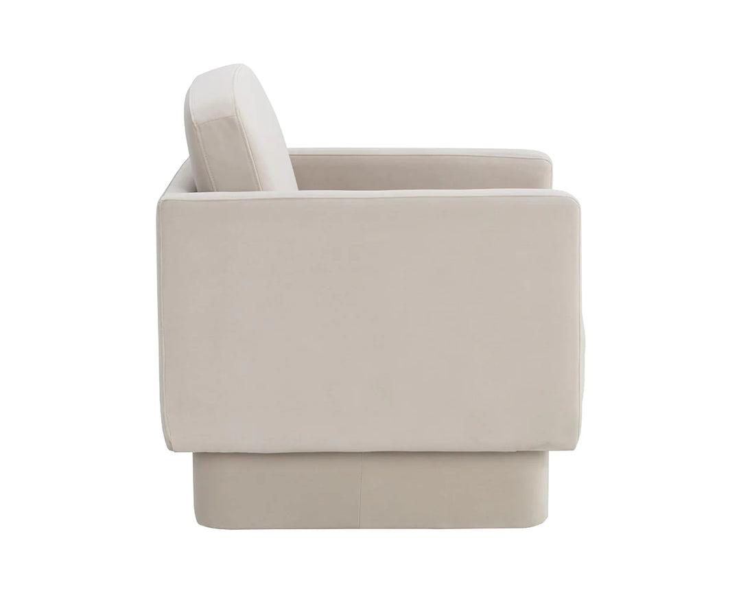 Everton Lounge Chair