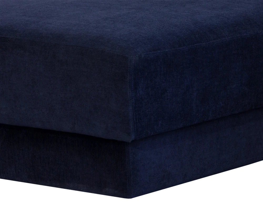 Wrenley Sofa Chaise