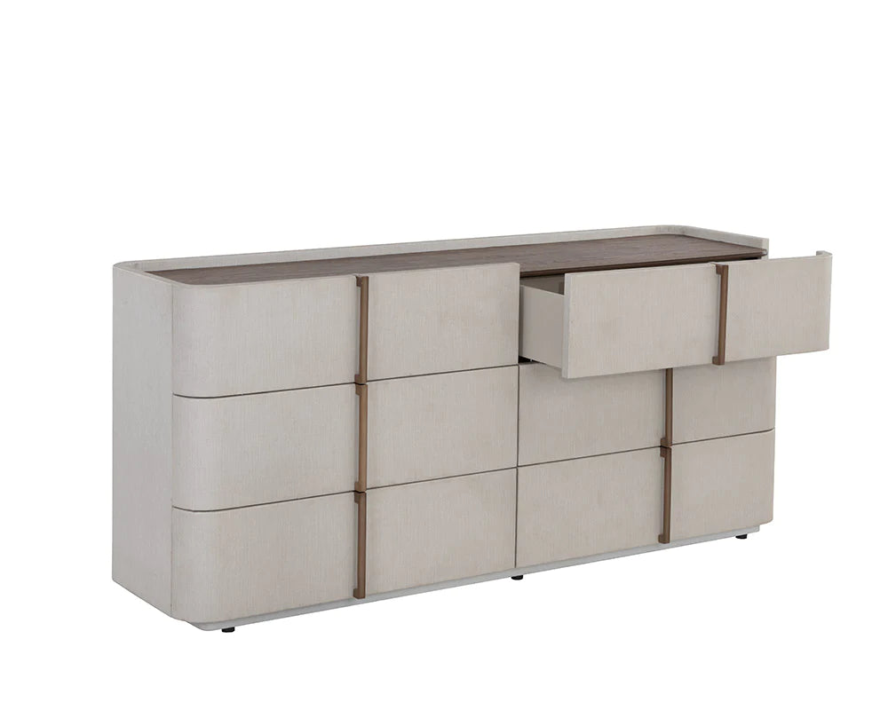 Zahara Dresser